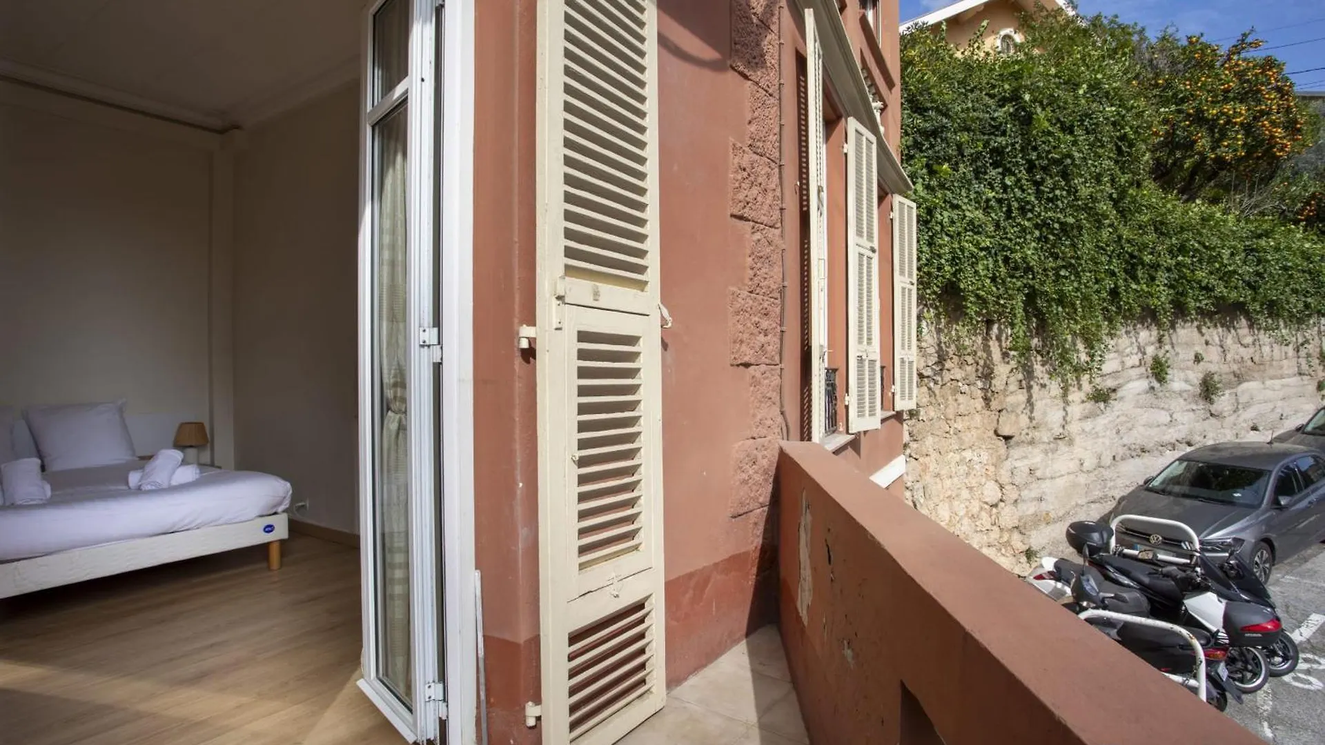 Apartment 10 Minutes Walk From Monaco Beausoleil