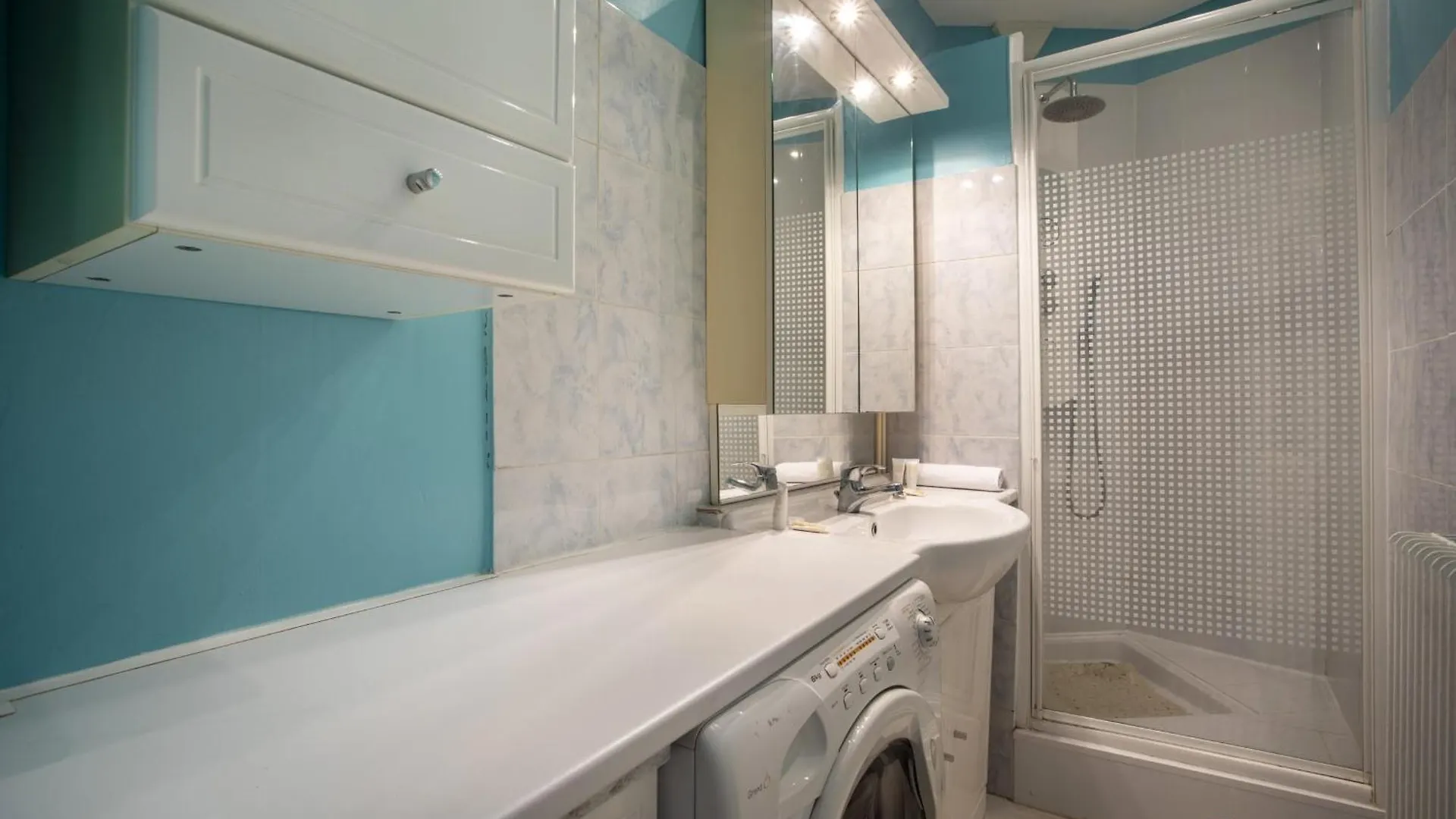 Apartment 10 Minutes Walk From Monaco Beausoleil